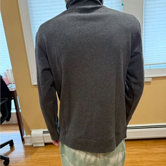 Men's Gray Half-Zip Sweater UGG - Picture 2 of 3